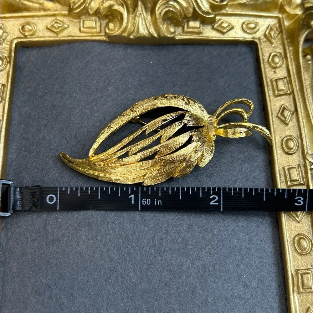 Vintage Brushed Gold Leaf Brooch